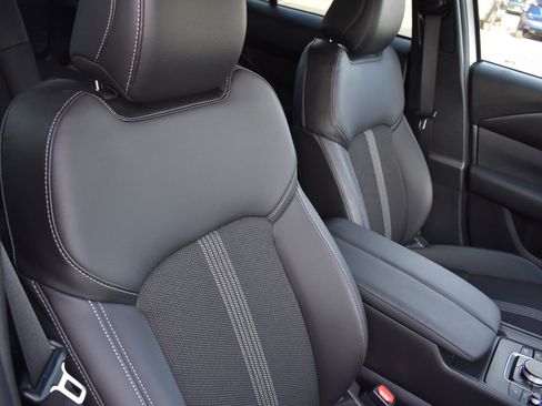 Used 2025 MAZDA CX-50 AWD 2.5 S w/ Premium Package image 66