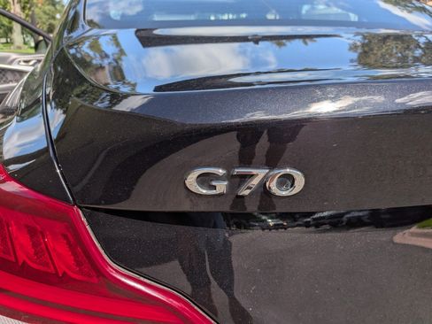 Used 2021 Genesis G70 3.3T RWD image 34