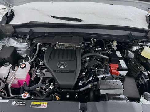 Certified 2025 Toyota Grand Highlander LE image 11