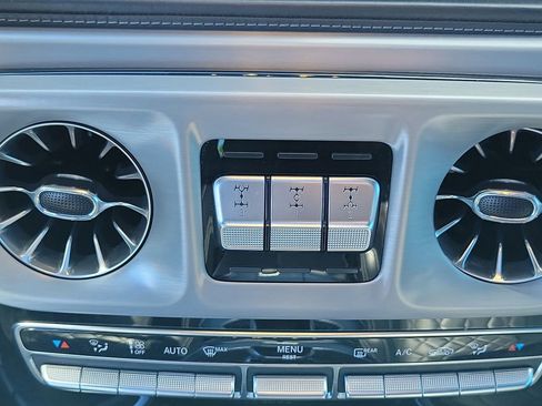Certified 2019 Mercedes-Benz G 63 AMG 4MATIC image 17