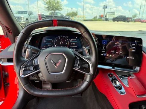 Used 2020 Chevrolet Corvette Stingray Preferred Cpe w/ 2LT Preferred Equipment Group RWD image 16