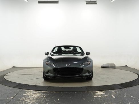 Used 2022 MAZDA MX-5 Miata Grand Touring w/ Appearance Package RWD image 9
