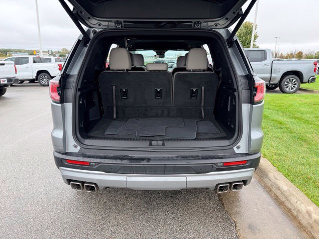 Certified 2026 GMC Acadia Elevation w/ Elevation Premium Package AWD/4WD image 21
