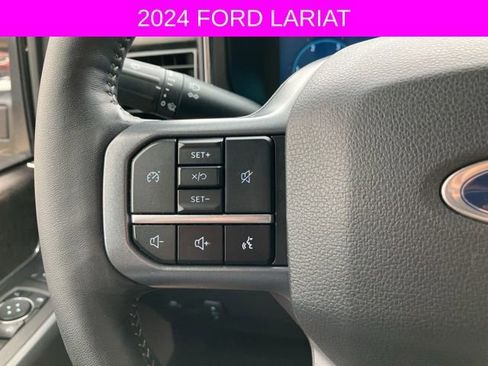 Used 2024 Ford F250 Lariat w/ Sport Appearance Package image 31