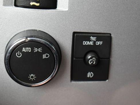 Used 2013 Chevrolet Silverado 2500 W/T AWD/4WD image 29