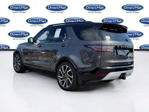 Used 2024 Land Rover Discovery Metropolitan Edition AWD/4WD image 5