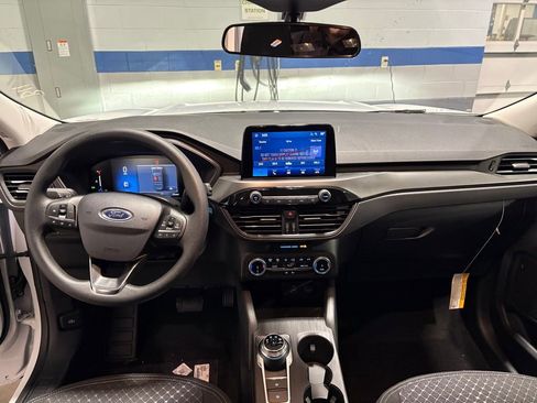New 2026 Ford Escape Active AWD/4WD image 16