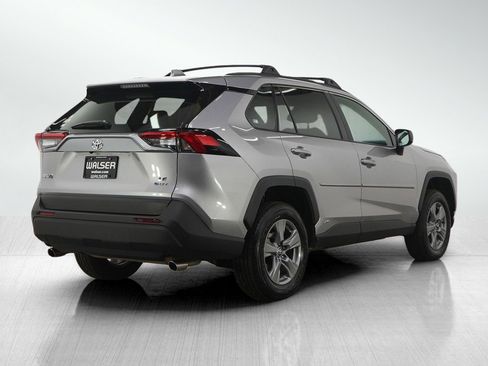 Used 2025 Toyota RAV4 LE image 7