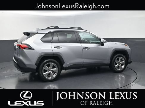Used 2019 Toyota RAV4 Limited w/ Limited Grade Weather Package AWD/4WD image 7