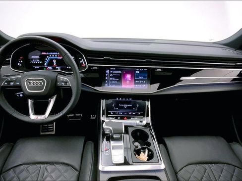 Used 2024 Audi SQ8 Premium Plus AWD/4WD image 16