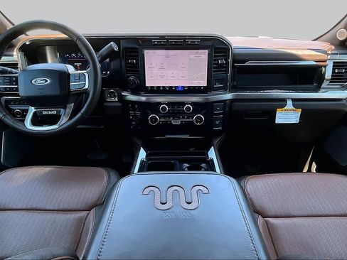 Certified 2024 Ford F250 King Ranch w/ FX4 Off-Road Package AWD/4WD image 15
