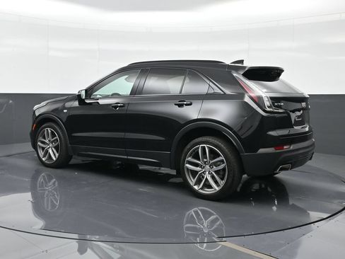 Used 2023 Cadillac XT4 Sport FWD image 3