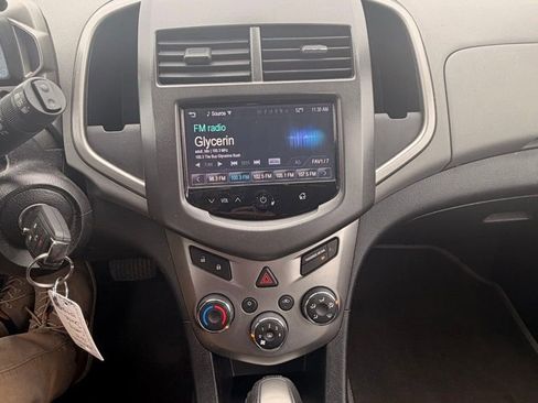 Used 2015 Chevrolet Sonic LT FWD image 9