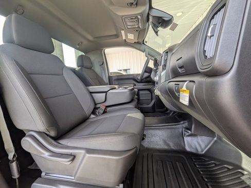 New 2025 GMC Sierra 2500 Pro w/ Convenience Package image 16