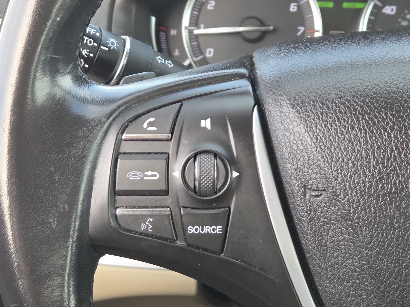 Used 2020 Acura TLX FWD image 31