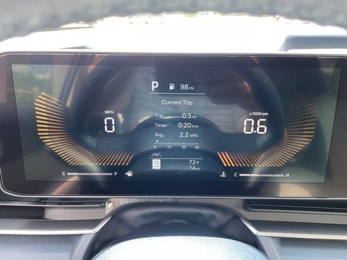New 2026 Kia Carnival EX FWD image 28