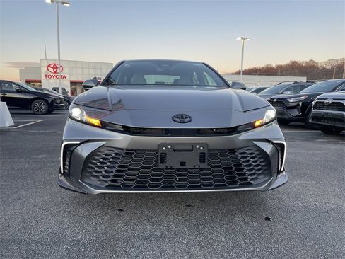 New 2026 Toyota Camry SE image 5