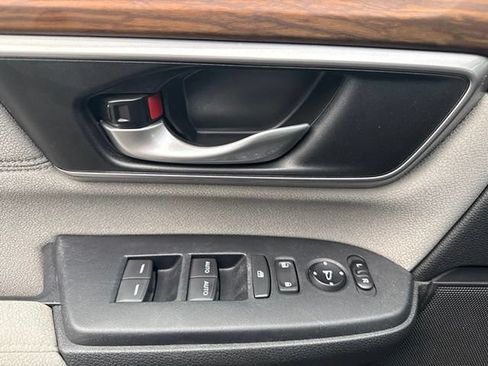 Certified 2019 Honda CR-V EX image 8