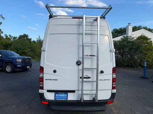 Used 2014 Mercedes-Benz Sprinter 2500 image 5