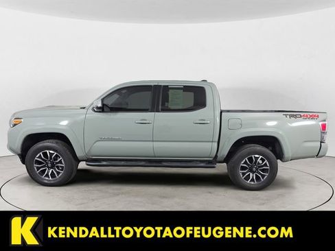 Certified 2022 Toyota Tacoma TRD Sport w/ Technology Package AWD/4WD image 2