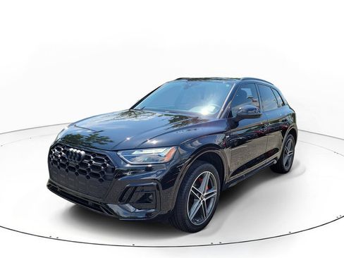 Used 2024 Audi Q5 e Premium Plus AWD/4WD image 4