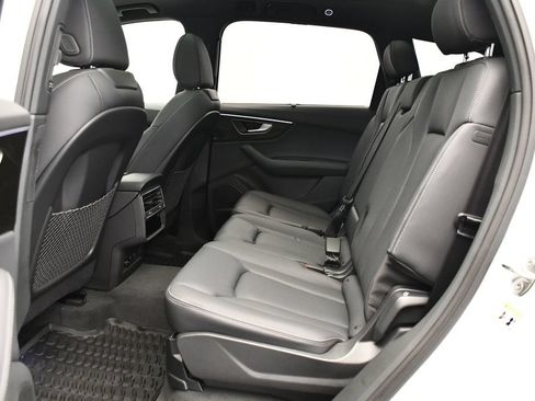 Used 2025 Audi Q7 3.0T Premium Plus w/ Premium Plus Package AWD/4WD image 42