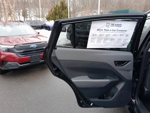 Certified 2025 Subaru Crosstrek 2.0i Premium image 25