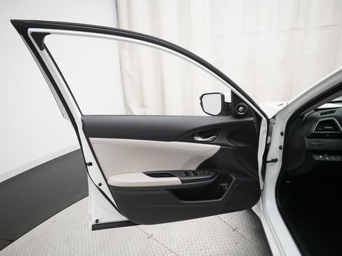 Used 2022 Honda Insight Touring image 27