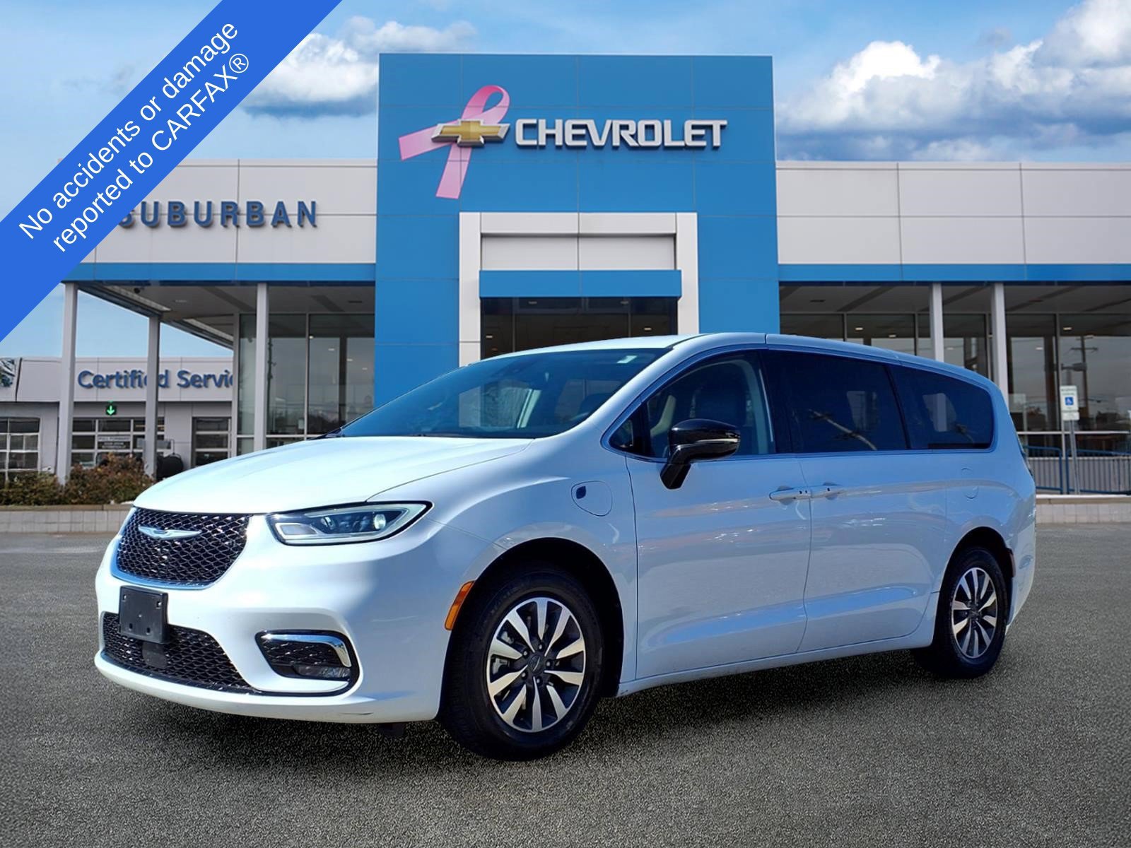 Used 2024 Chrysler Pacifica Limited FWD 360° Tour