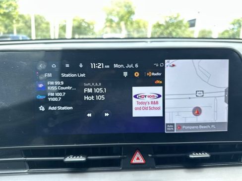 Used 2025 Kia Sportage EX FWD image 25