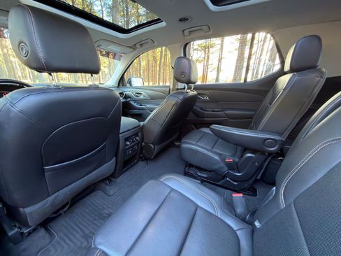 Used 2019 Chevrolet Traverse Premier w/ Driver Confidence II Package image 15