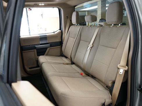 Used 2019 Ford F250 XLT w/ XLT Premium Package AWD/4WD image 46