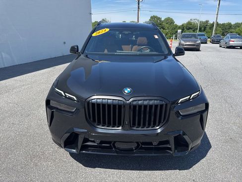 Used 2024 BMW X7 xDrive40i w/ Executive Package AWD/4WD image 2