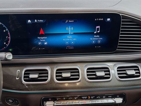 Used 2020 Mercedes-Benz GLE 350 4MATIC w/ 3rd Row Seat Package image 31