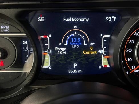 Certified 2025 Jeep Wrangler Unlimited Rubicon AWD/4WD image 15