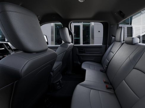 New 2026 RAM 5500 Tradesman w/ Chrome Appearance Group AWD/4WD image 23