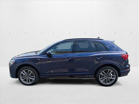 New 2025 Audi Q3 2.0T Premium image 8