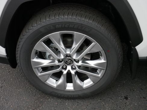 Certified 2025 Toyota RAV4 XLE Premium image 15