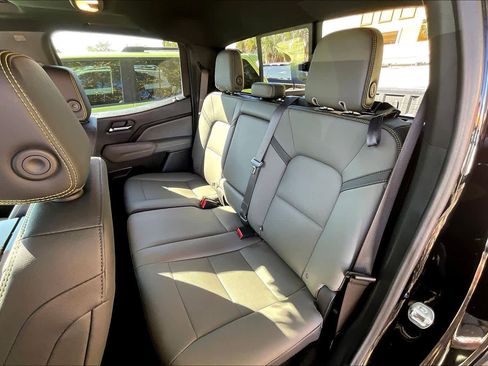 Certified 2024 Chevrolet Colorado ZR2 w/ ZR2 Convenience Package III image 25