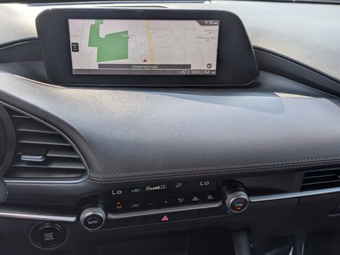 Used 2024 MAZDA MAZDA3 s FWD image 26