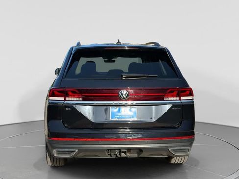 Used 2025 Volkswagen Atlas SE AWD/4WD image 5