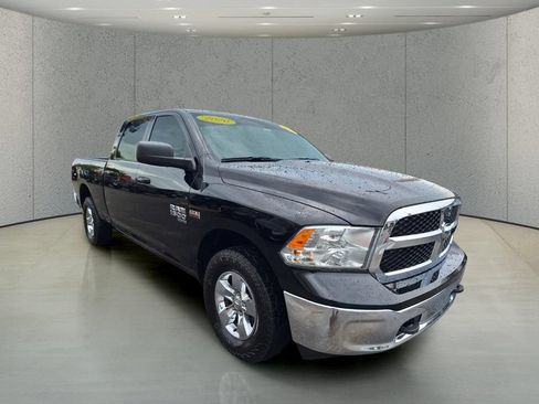 Used 2020 RAM 1500 Classic SLT AWD/4WD image 7