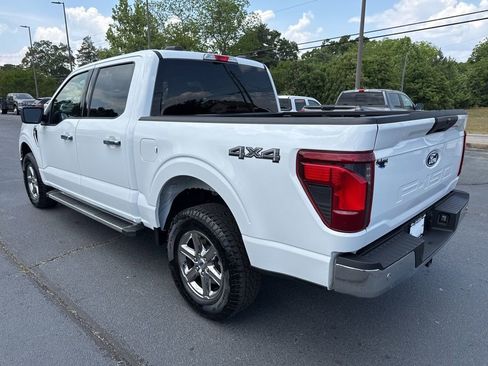 Used 2025 Ford F150 XLT w/ Equipment Group 301A Standard AWD/4WD image 3