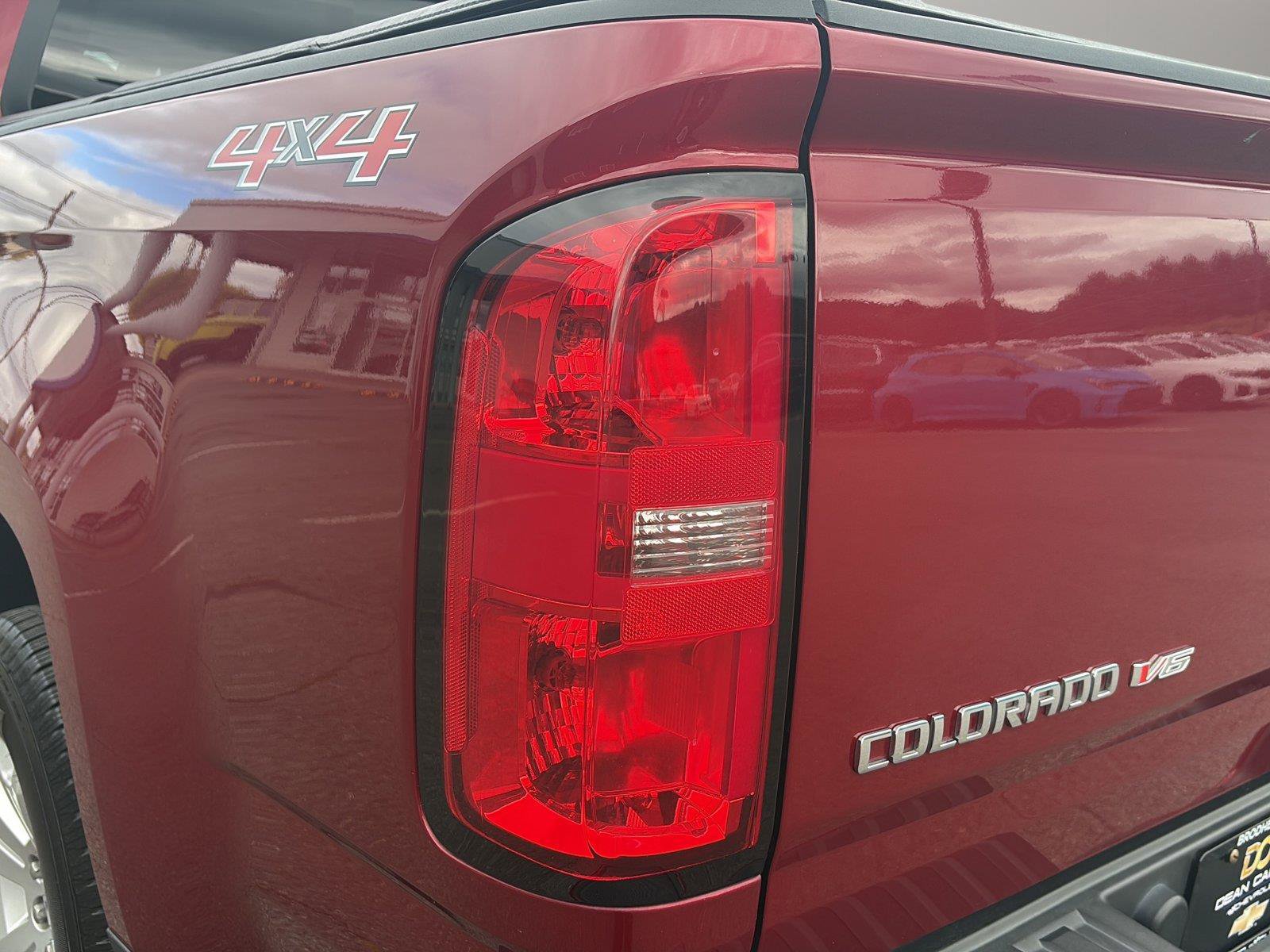 Used 2018 Chevrolet Colorado LT w/ LT Convenience Package AWD/4WD image 39