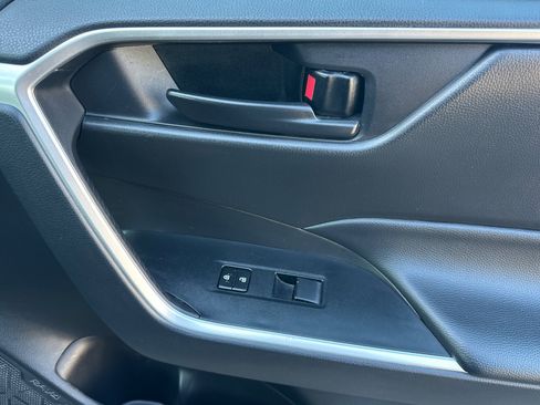 Used 2024 Toyota RAV4 LE image 21