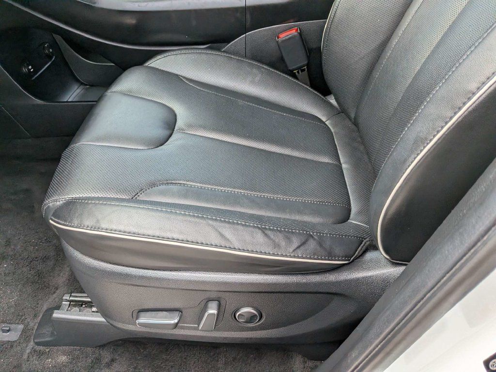 Used 2024 Hyundai Palisade SEL FWD image 25