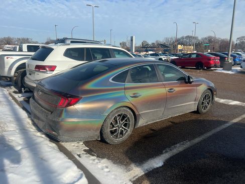 Used 2021 Hyundai Sonata Limited w/ Winter Weather Package image 3