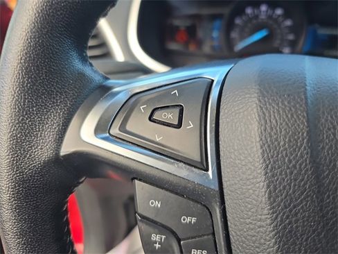 Used 2021 Ford Edge SEL w/ Convenience Package image 26