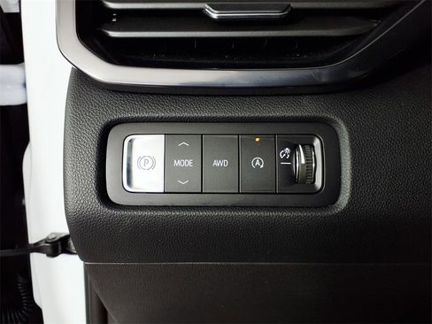 New 2026 GMC Acadia AT4 image 19