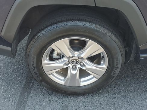 Certified 2025 Toyota RAV4 XLE AWD/4WD image 6